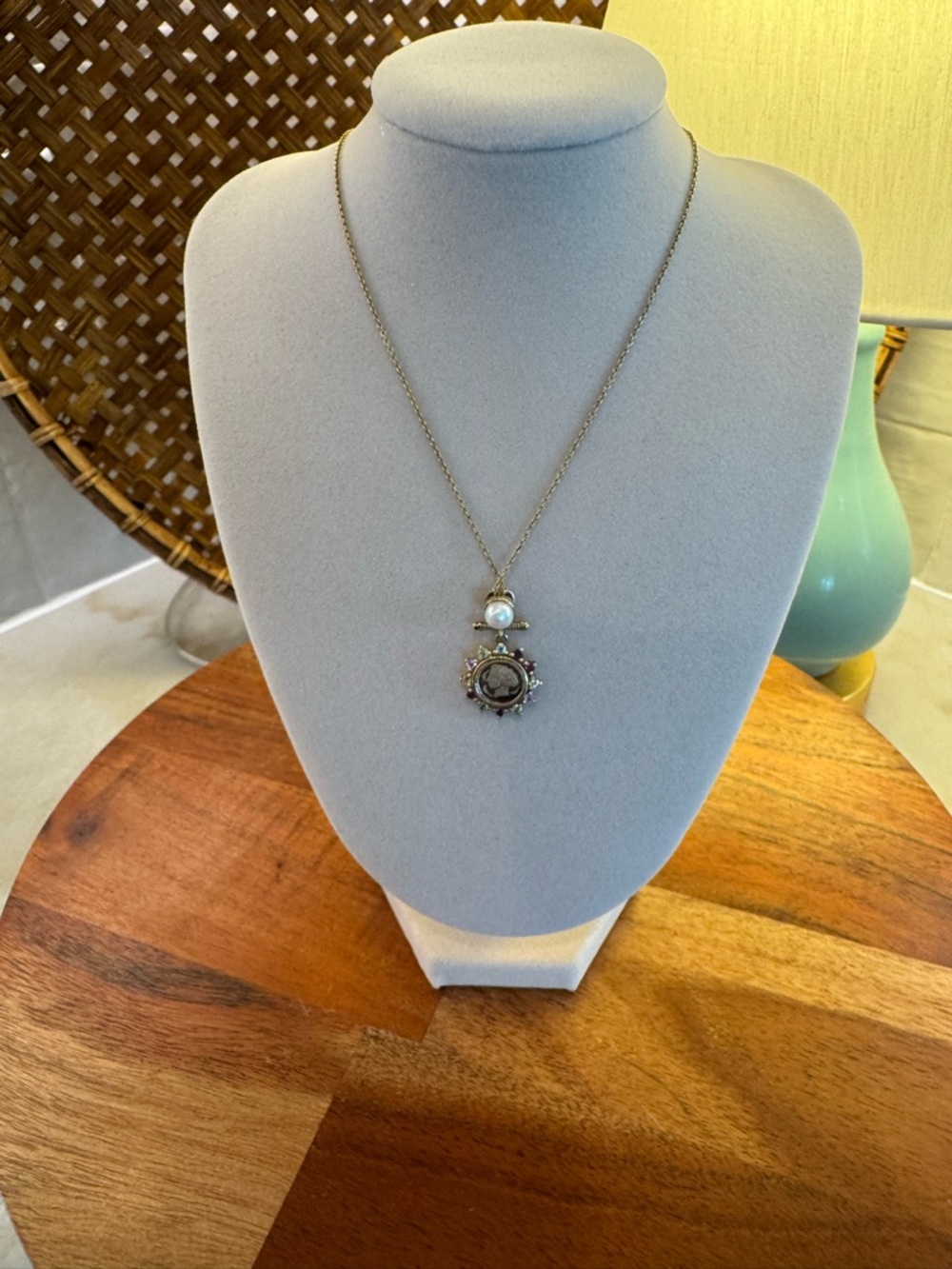 Gold Tone Pearl and Medallion Necklace Sterling Silver 18 Inches Vintage Estate‎